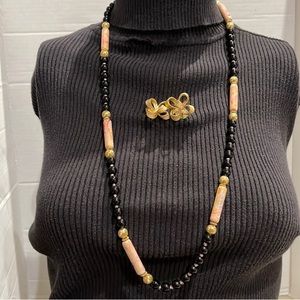 Necklace and earrings set